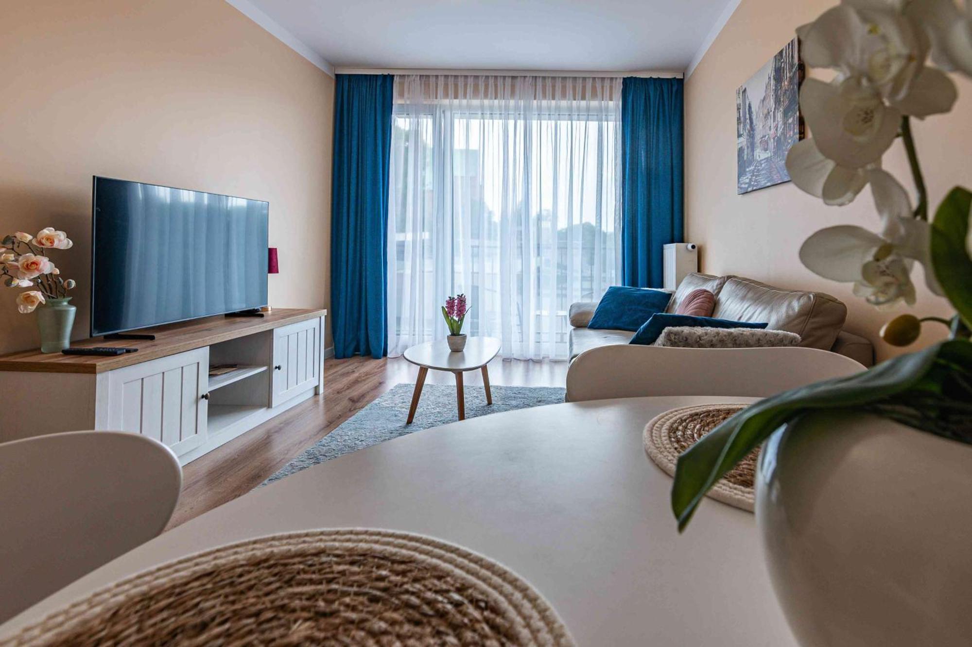 Nowy Apartament - Bulwary Nad Sola - 52M2 أوشفينجم المظهر الخارجي الصورة